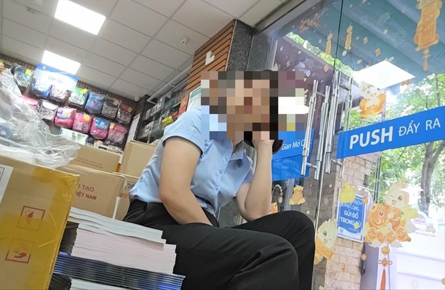 Ai hưởng "hoa hồng" bán sách giáo khoa? - Ảnh 1.