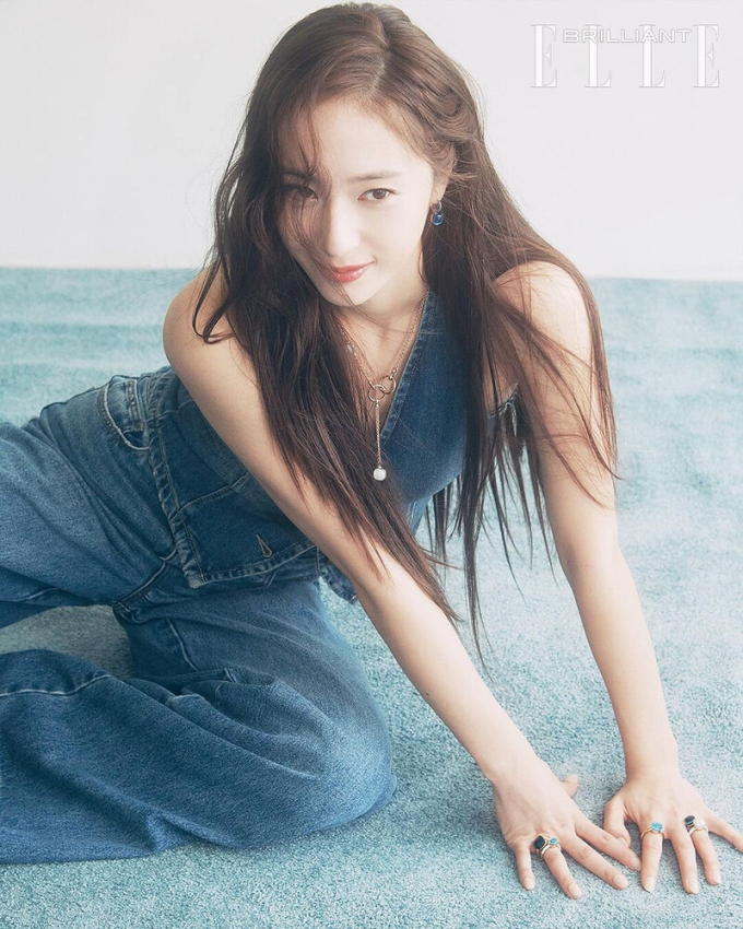 krystal-jung-for-elle-korea-october-issue-2023-documents-3-2252-1725931884395-17259318845891542089339-1725946658844-17259466593221864921632.jpeg