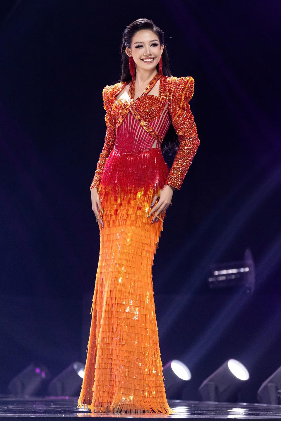 Trang phục phản cảm tại bán kết Miss Universe Vietnam 2024- Ảnh 11.