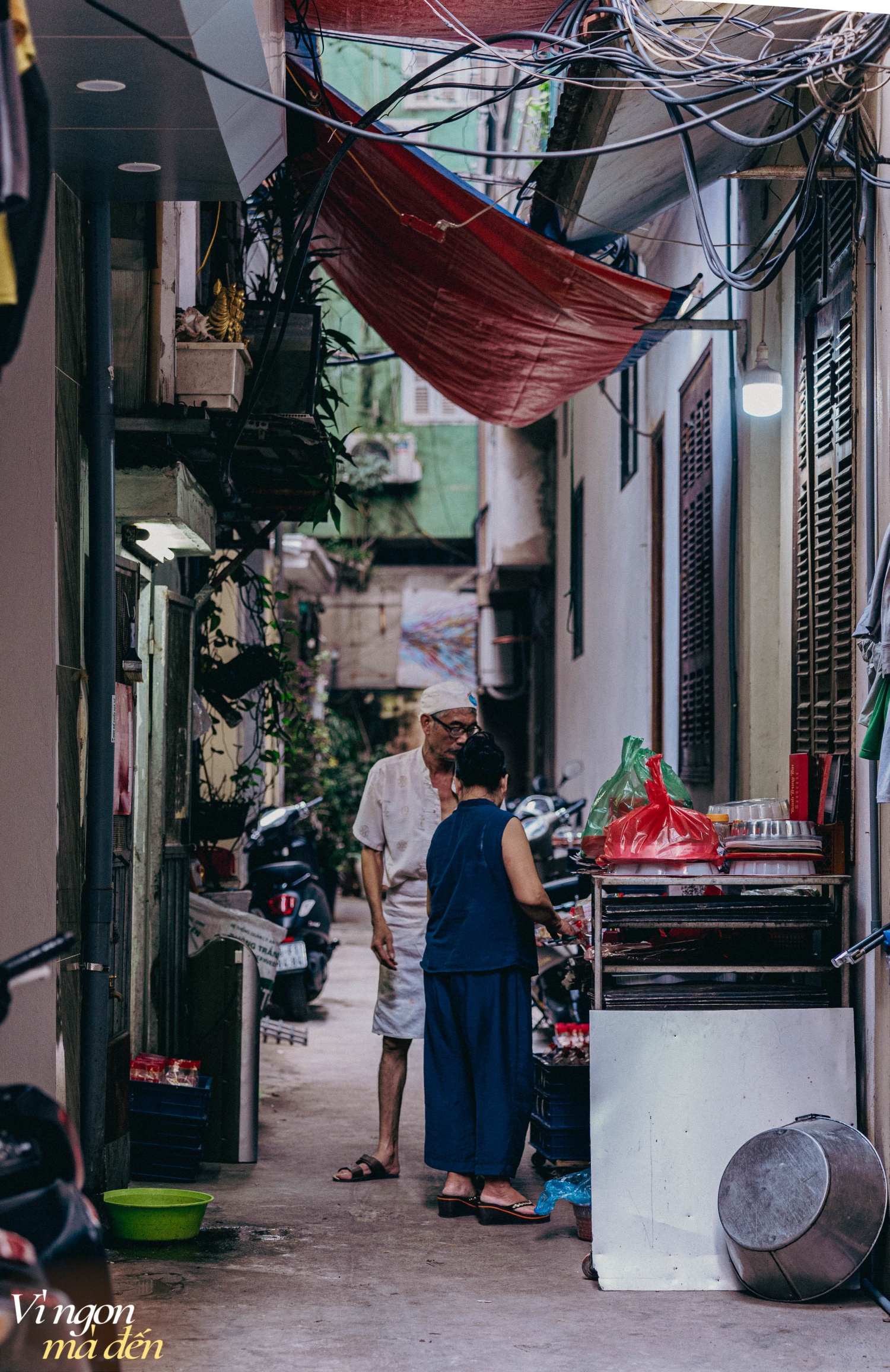 Ghé lò bánh Trung thu cổ truyền hơn 34 năm tuổi ẩn mình trong con ngõ nhỏ, xem quá trình làm ra những chiếc bánh nướng con cá mà ai cũng say mê - Ảnh 25.