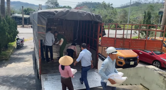 Hằng Du Mục tự tung “sao kê” chứng minh liêm nhưng bỗng lại vướng ồn ào liên quan đến làng Nủ - Ảnh 3.