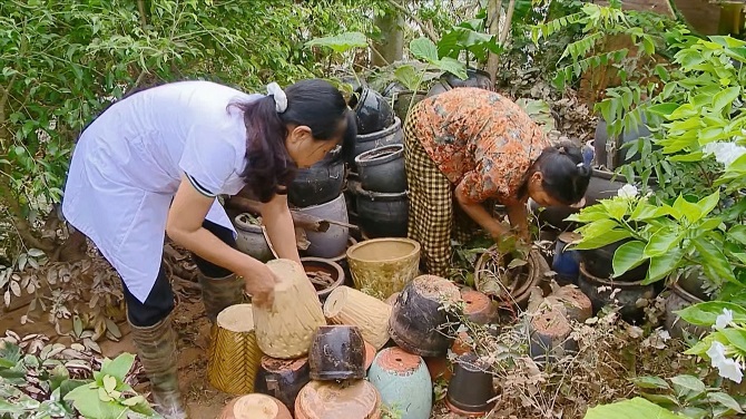 Hơn 500 người dân vùng ngập lụt ở Hà Nội cùng mắc một loại bệnh - Ảnh 1.