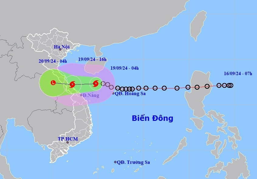 Bão số 4 giật cấp 10 lao nhanh vào đất liền, chiều nay đổ bộ từ Quảng Trị đến Quảng Nam- Ảnh 1.