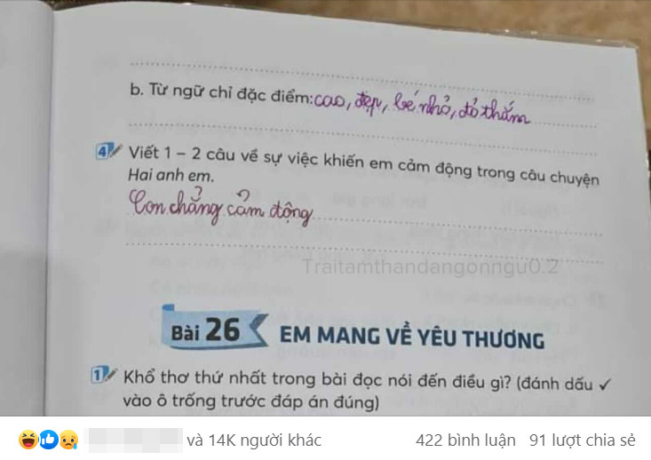 Đề bài yêu cầu &quot;Viết 1, 2 câu cảm động về câu chuyện Hai anh em&quot;, học sinh ngoáy bút 4 từ không ai ngờ!- Ảnh 1.