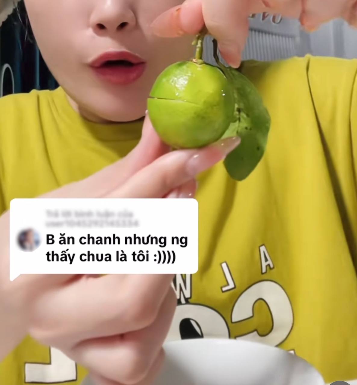 Gần 5 triệu người xem cô gái Bắc Giang mukbang chanh cây nhà lá vườn - Ảnh 4.