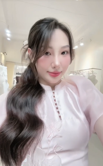Con trai bà Tân Vlog tái hôn- Ảnh 5. Con trai bà Tân Vlog tái hôn- Ảnh 5.