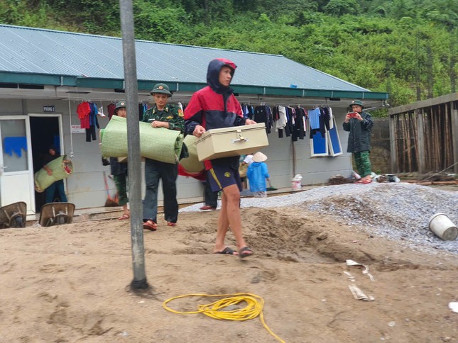 Thanh Hóa xem xét việc hỗ trợ học phí cho học sinh vùng bão lũ - Ảnh 3. Thanh Hóa xem xét việc hỗ trợ học phí cho học sinh vùng bão lũ - Ảnh 3.