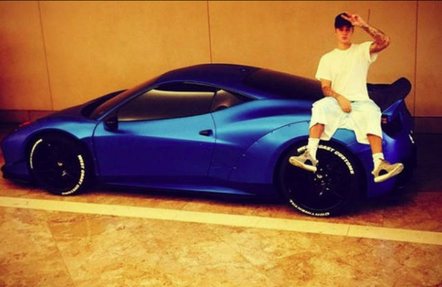 Có thật là Justin Bieber &quot;đánh mất bản thân tại buổi tiệc của Diddy để đổi lấy siêu xe Ferrari, tiền tài và danh vọng&quot;?- Ảnh 2.