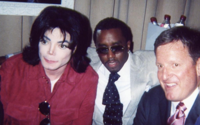 Cuộc gọi trước khi qua đời của Michael Jackson hé lộ bí mật kinh hoàng liên quan tới Diddy?