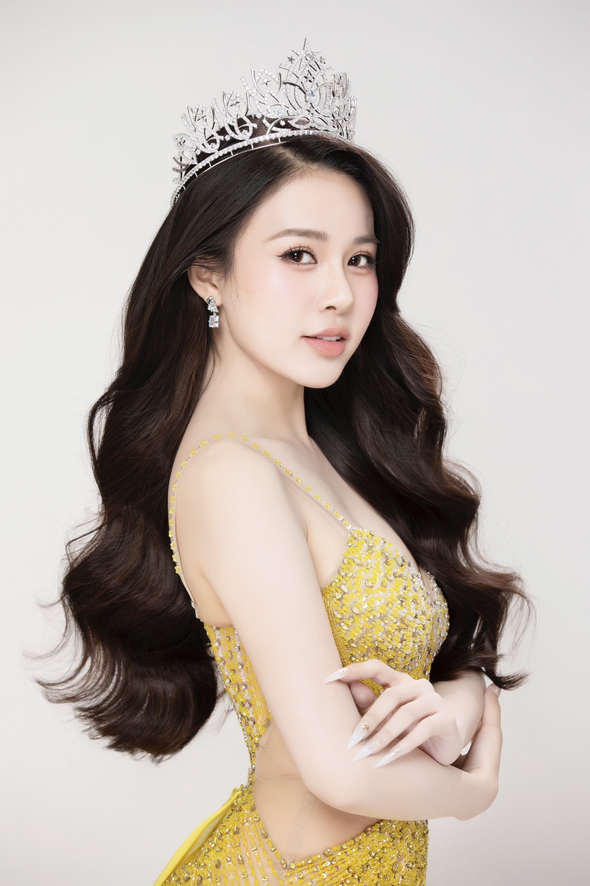 Nhan sắc người đẹp đại diện Việt Nam chinh chiến tại The Miss Globe 2024 - Ảnh 3.