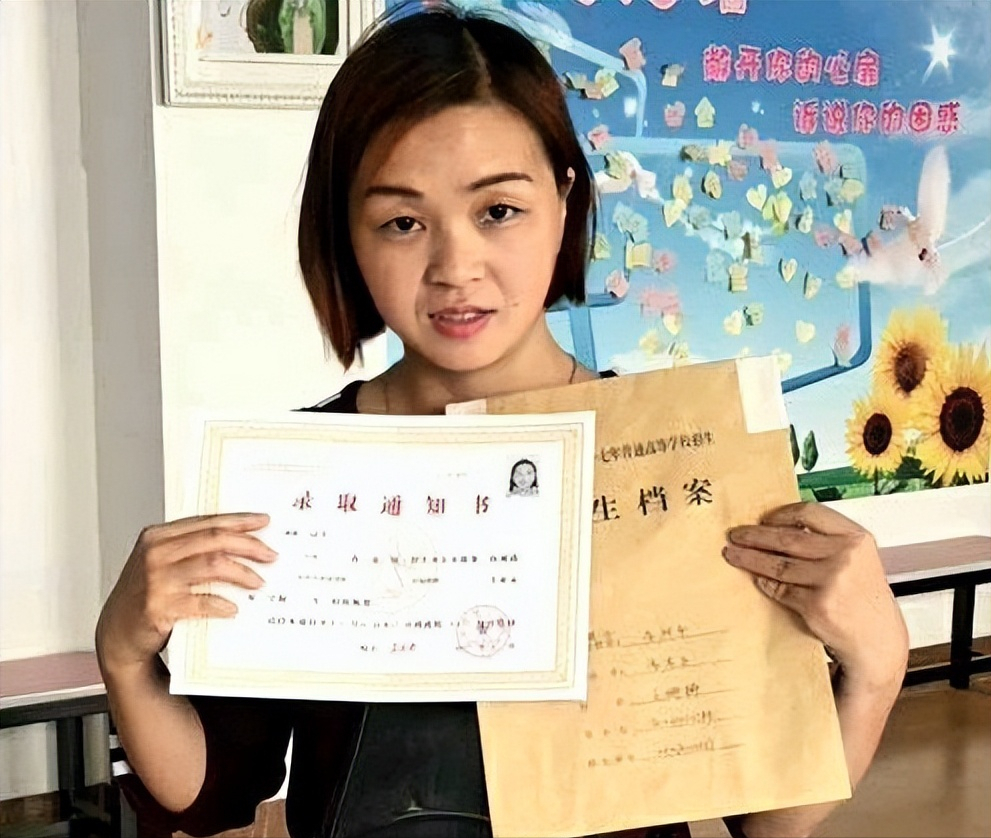 Nữ sinh &quot;trượt&quot; ĐH nhưng 12 năm sau phát hiện bản thân đã có bằng cử nhân, nhà trường khẳng định: &quot;Chúng tôi không biết&quot;- Ảnh 4.