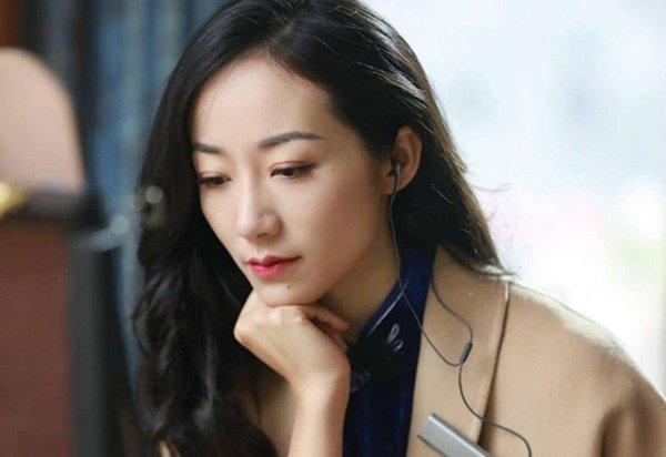 ‘‘Chị đẹp’’ có gia thế khủng khiến cả showbiz kiêng nể: Gia đình toàn nhân vật quyền thế, bố là chủ tịch tập đoàn đa ngành, mẹ giữ một chức vụ gây bất ngờ- Ảnh 4.