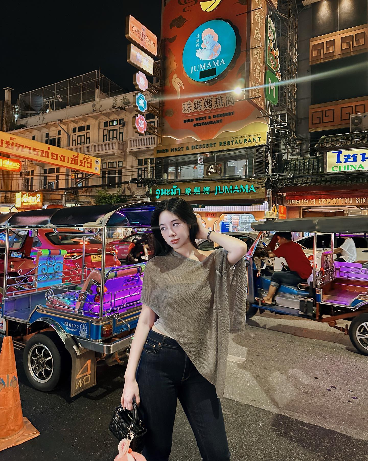 -by-do-huong-nhi-on-september-27-2024-may-be-an-image-of-2-people-signboard-times-square-street-and-text-17276675562331695082081-1727687450988-17276874513342078647807.jpg