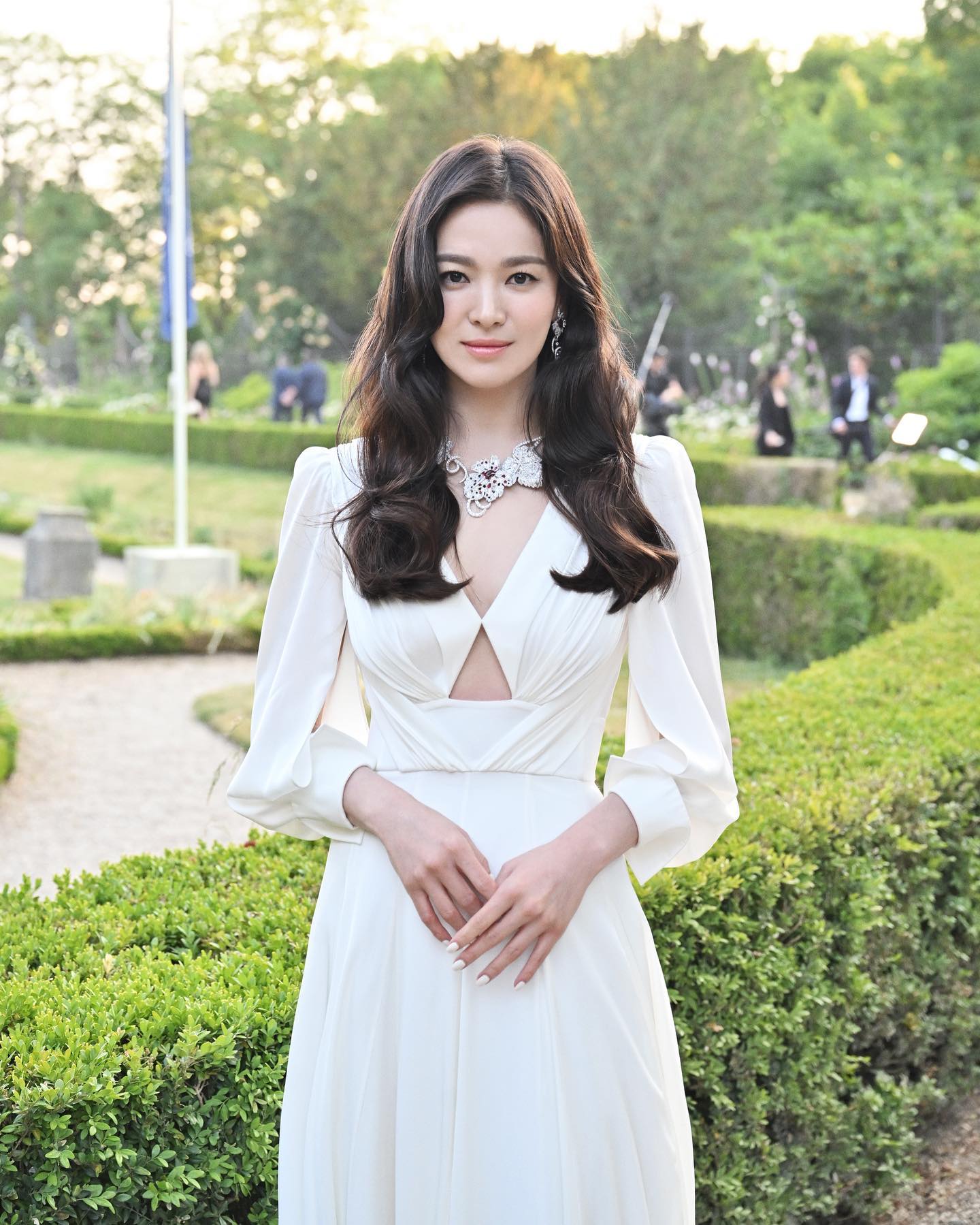 Song Hye Kyo đẹp đỉnh cao mỗi lần dự sự kiện Chaumet - Ảnh 7.