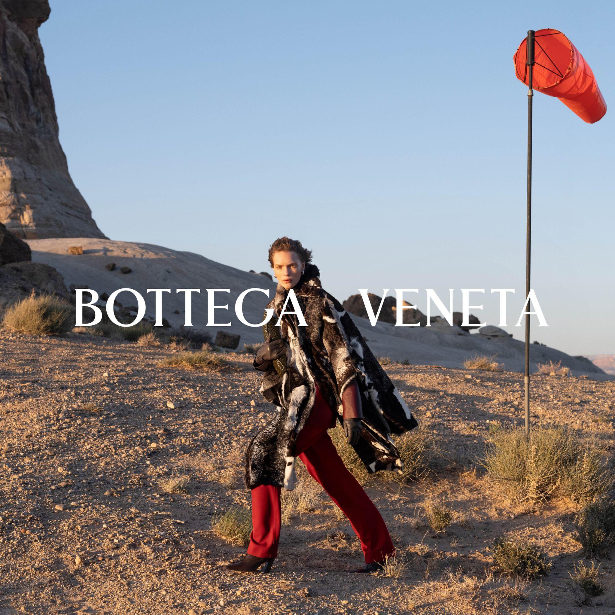 Bottega Veneta mùa đông 2024: Khởi đầu từ sự kết thúc- Ảnh 4. Bottega Veneta mùa đông 2024: Khởi đầu từ sự kết thúc- Ảnh 4.