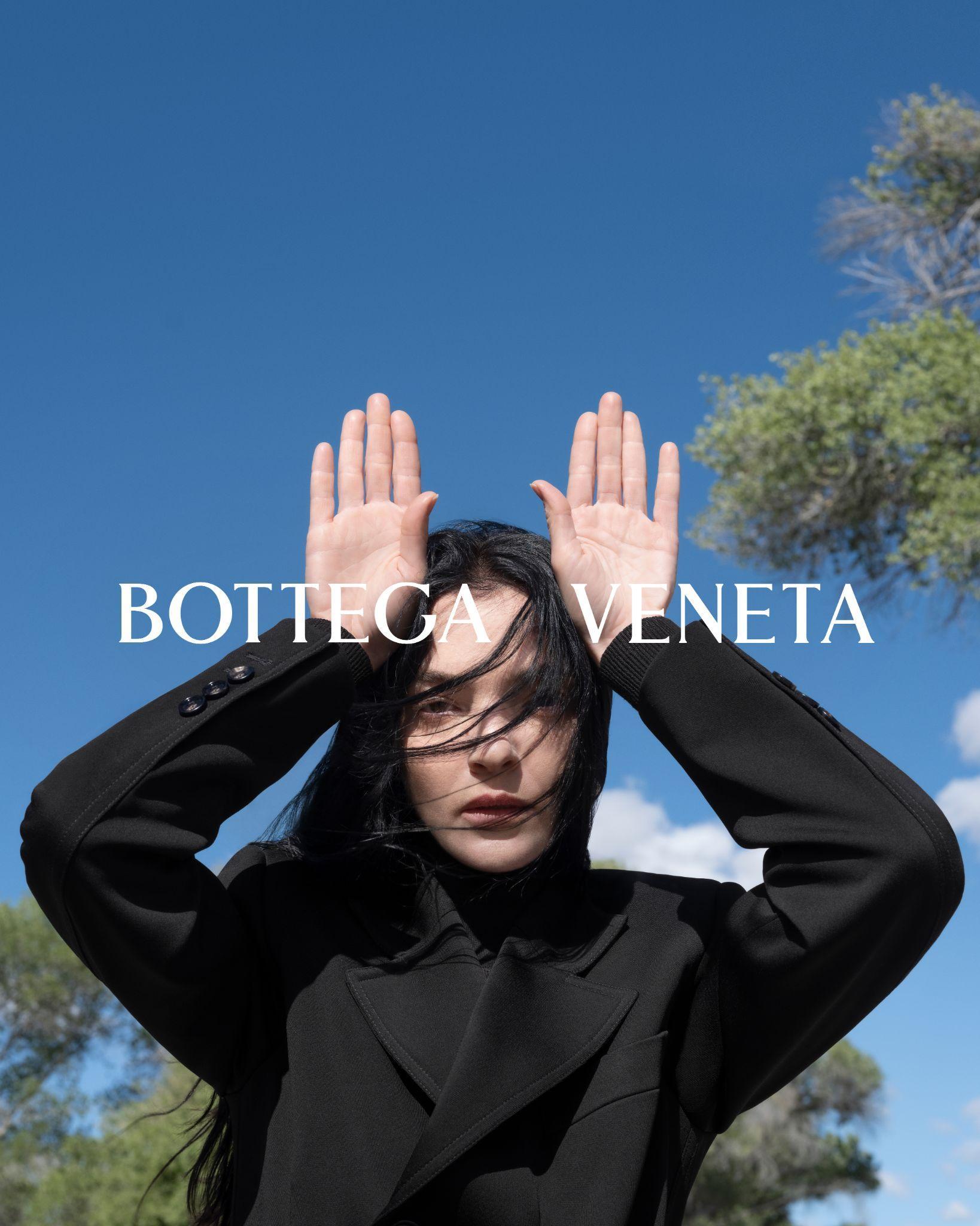 Bottega Veneta mùa đông 2024: Khởi đầu từ sự kết thúc- Ảnh 7. Bottega Veneta mùa đông 2024: Khởi đầu từ sự kết thúc- Ảnh 7.