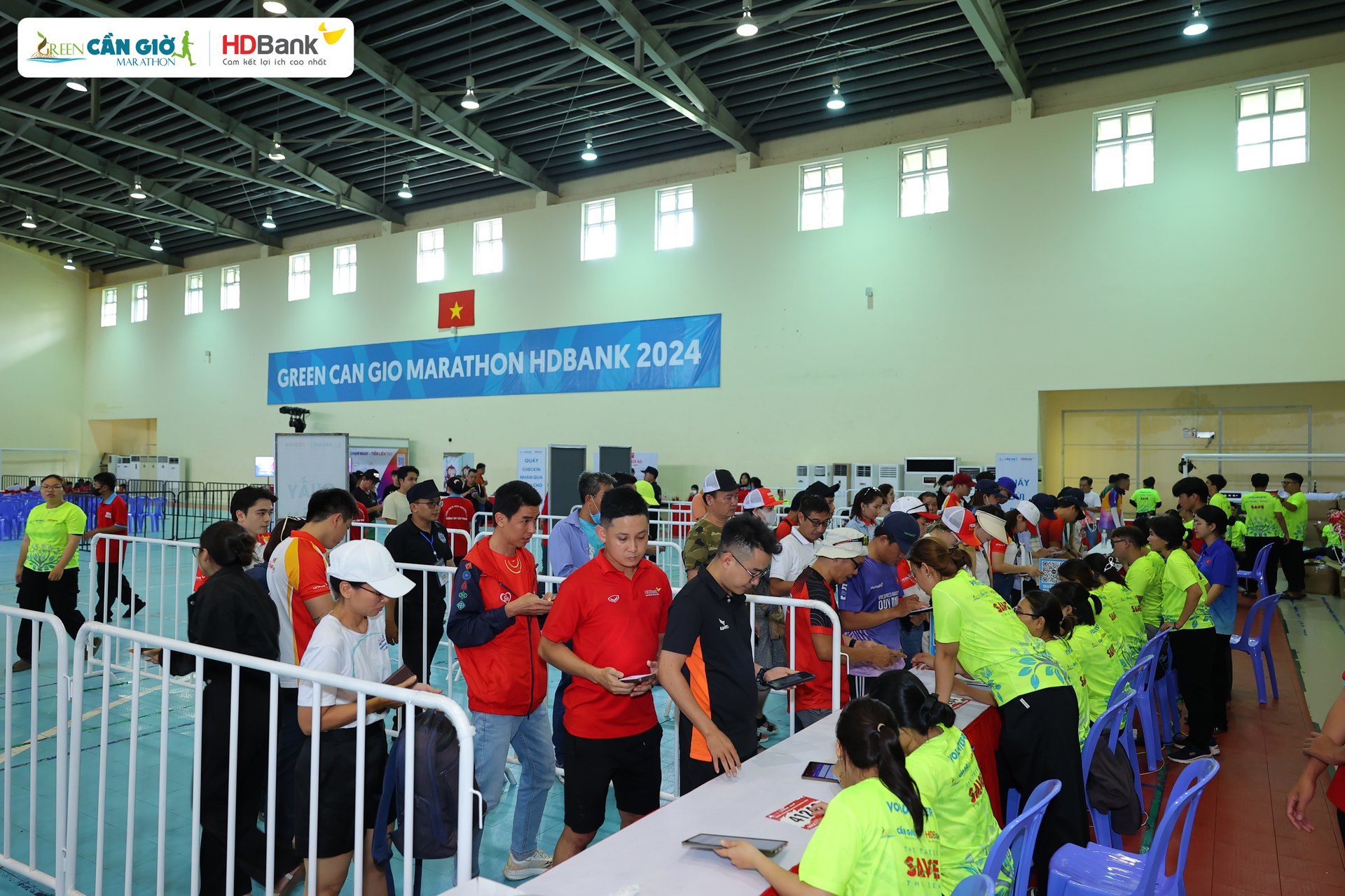 Những hình ảnh ấn tượng tại “Đường đua xanh” Green Cần Giờ Marathon 2024 - Cung đường hạnh phúc - Ảnh 2.