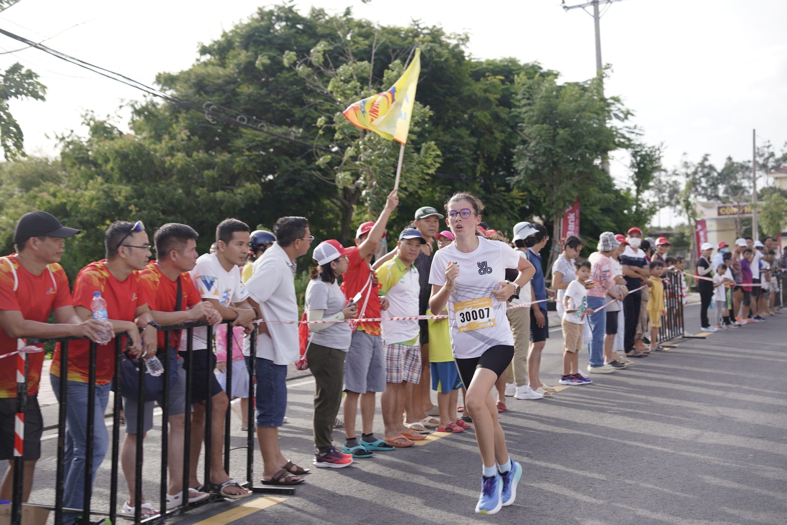 Những hình ảnh ấn tượng tại “Đường đua xanh” Green Cần Giờ Marathon 2024 - Cung đường hạnh phúc - Ảnh 19.