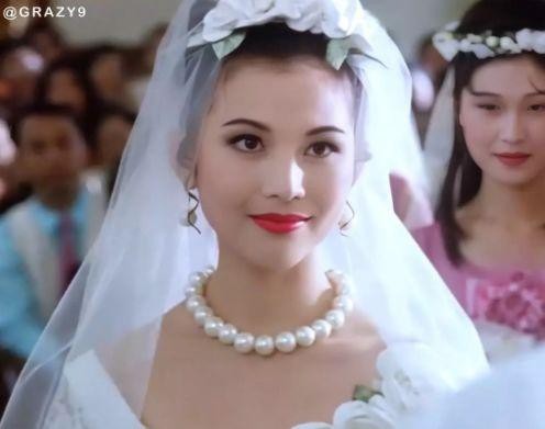 Tận cùng bi kịch: Á hậu hàng đầu showbiz bán mình cho đại gia hơn 20 tuổi để trả nợ cờ bạc trăm tỷ giúp mẹ - Ảnh 4. Tận cùng bi kịch: Á hậu hàng đầu showbiz bán mình cho đại gia hơn 20 tuổi để trả nợ cờ bạc trăm tỷ giúp mẹ - Ảnh 4.