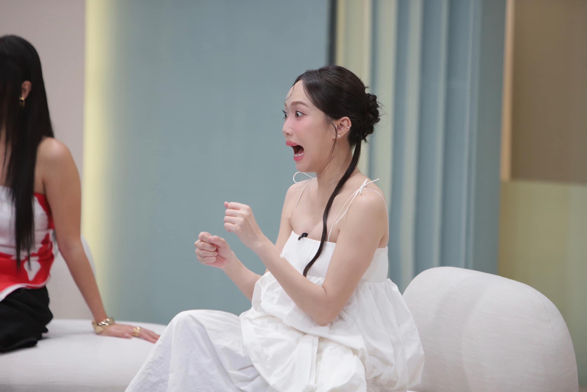 Anh Tú lộ diện bên Diệu Nhi bụng bầu lớn rõ - Ảnh 6.