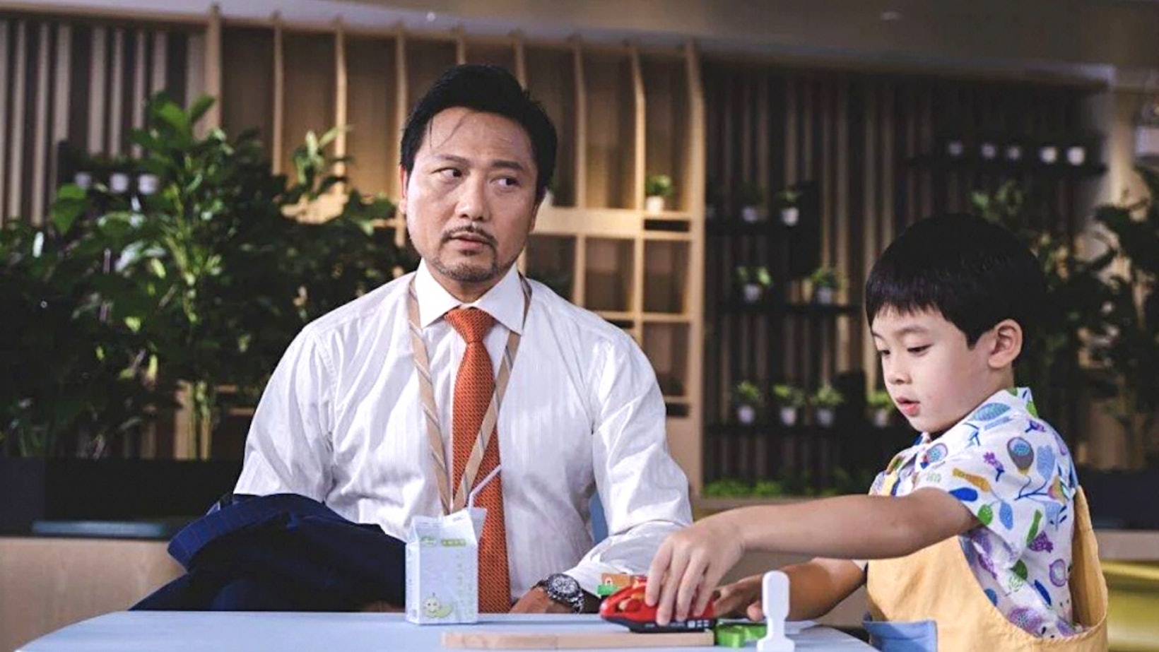 5 hành vi cho thấy trẻ có EQ thấp nhưng cha mẹ cứ nghĩ là bình thường - Ảnh 2.
