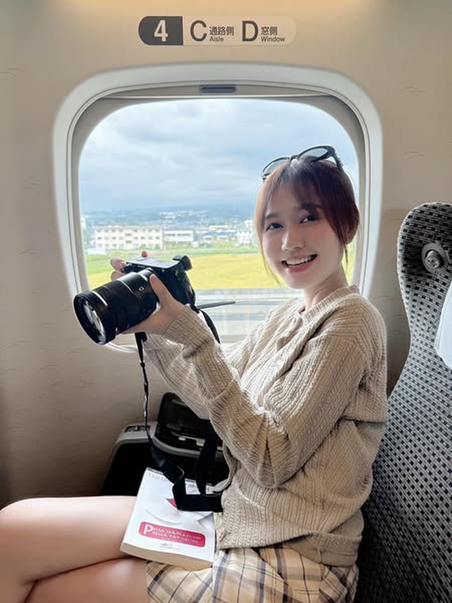 HOT: Cặp đ&ocirc;i diễn vi&ecirc;n - nhạc sĩ Vbiz c&ocirc;ng khai hẹn h&ograve; trong ng&agrave;y cuối năm, c&ograve;n để lộ hint chuẩn bị kết h&ocirc;n? - Ảnh 8.