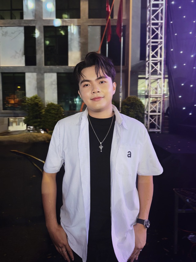 HOT: Cặp đ&ocirc;i diễn vi&ecirc;n - nhạc sĩ Vbiz c&ocirc;ng khai hẹn h&ograve; trong ng&agrave;y cuối năm, c&ograve;n để lộ hint chuẩn bị kết h&ocirc;n? - Ảnh 9.