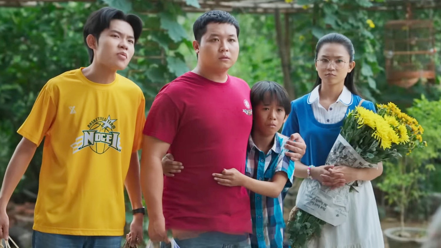 C&uacute; trượt của phim chuyển thể truyện Nguyễn Nhật &Aacute;nh - Ảnh 2.