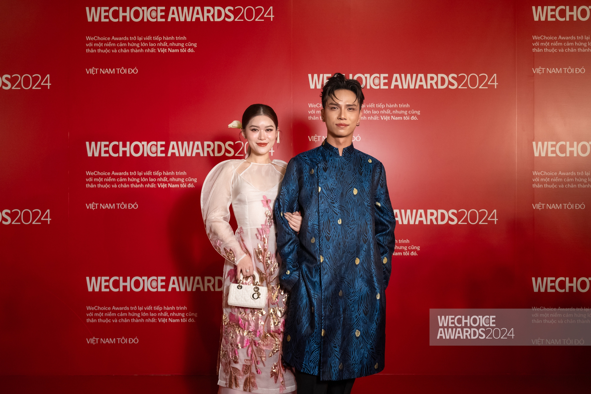 Cuộc chiến phụ kiện áo dài của vũ trụ mỹ nữ tại WeChoice Awards 2024 đẹp không tưởng!- Ảnh 9.