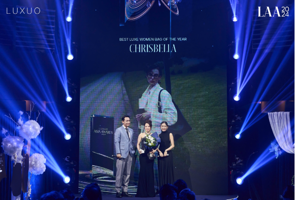 Chrisbella vinh dự đạt danh hiệu Thương hiệu túi xách nữ cao cấp của năm Best Luxe Women Bag Of The Year tại Luxuo Asia Awards 2024 - Ảnh 2. Chrisbella vinh dự đạt danh hiệu Thương hiệu túi xách nữ cao cấp của năm Best Luxe Women Bag Of The Year tại Luxuo Asia Awards 2024 - Ảnh 2.
