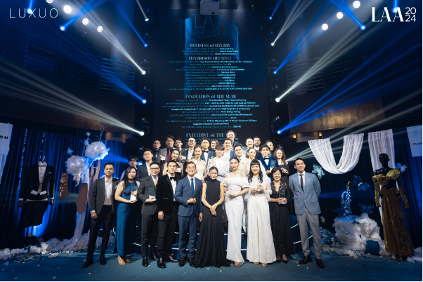 Chrisbella vinh dự đạt danh hiệu Thương hiệu túi xách nữ cao cấp của năm Best Luxe Women Bag Of The Year tại Luxuo Asia Awards 2024 - Ảnh 3. Chrisbella vinh dự đạt danh hiệu Thương hiệu túi xách nữ cao cấp của năm Best Luxe Women Bag Of The Year tại Luxuo Asia Awards 2024 - Ảnh 3.
