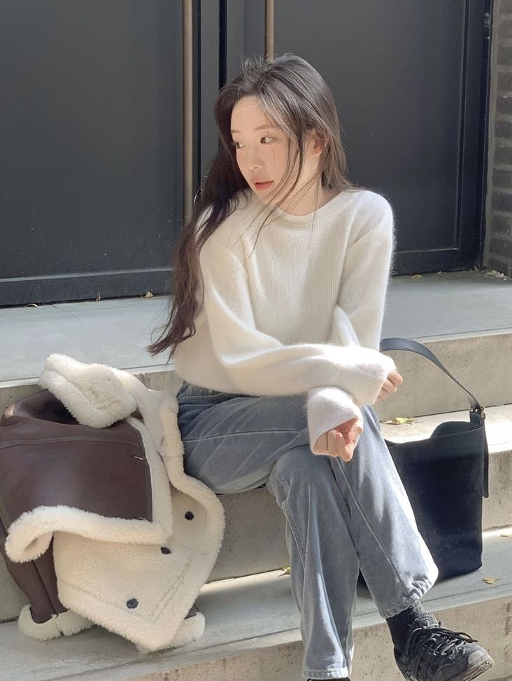 Lương thưởng của mình chưa biết ra sao đã phải tính lương thưởng cho giúp việc: Mẹ Hà Nội hỏi 1 câu gây tranh cãi- Ảnh 1. Lương thưởng của mình chưa biết ra sao đã phải tính lương thưởng cho giúp việc: Mẹ Hà Nội hỏi 1 câu gây tranh cãi- Ảnh 1.