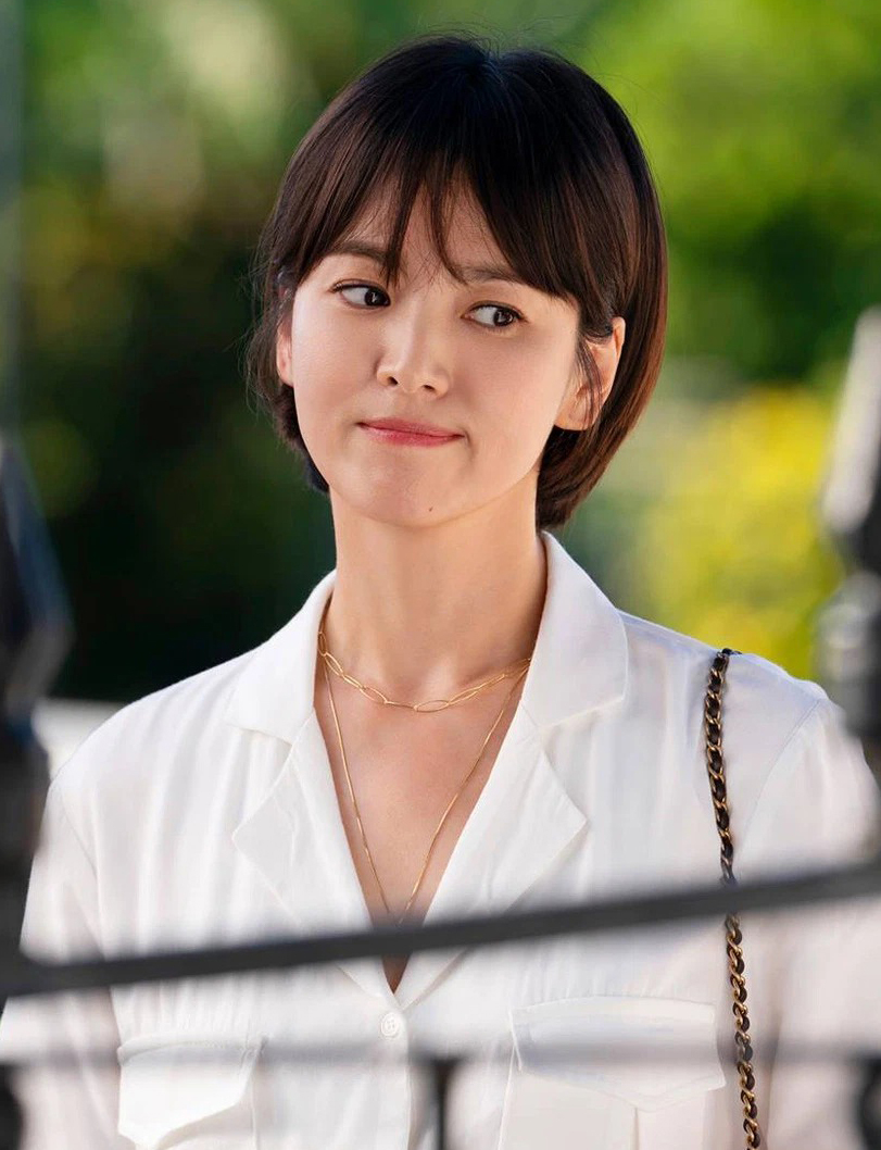 kieu-toc-ngan-song-hye-kyo-12-9043-6850-1656927608.jpg