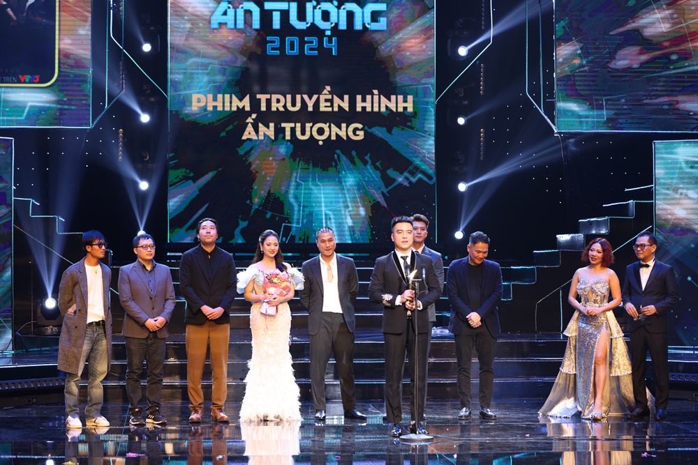 VTV Awards 2024: Độc Đạo càn quét loạt giải lớn, nam diễn viên xuất sắc nhất là cái tên không phải bàn cãi - Ảnh 4.