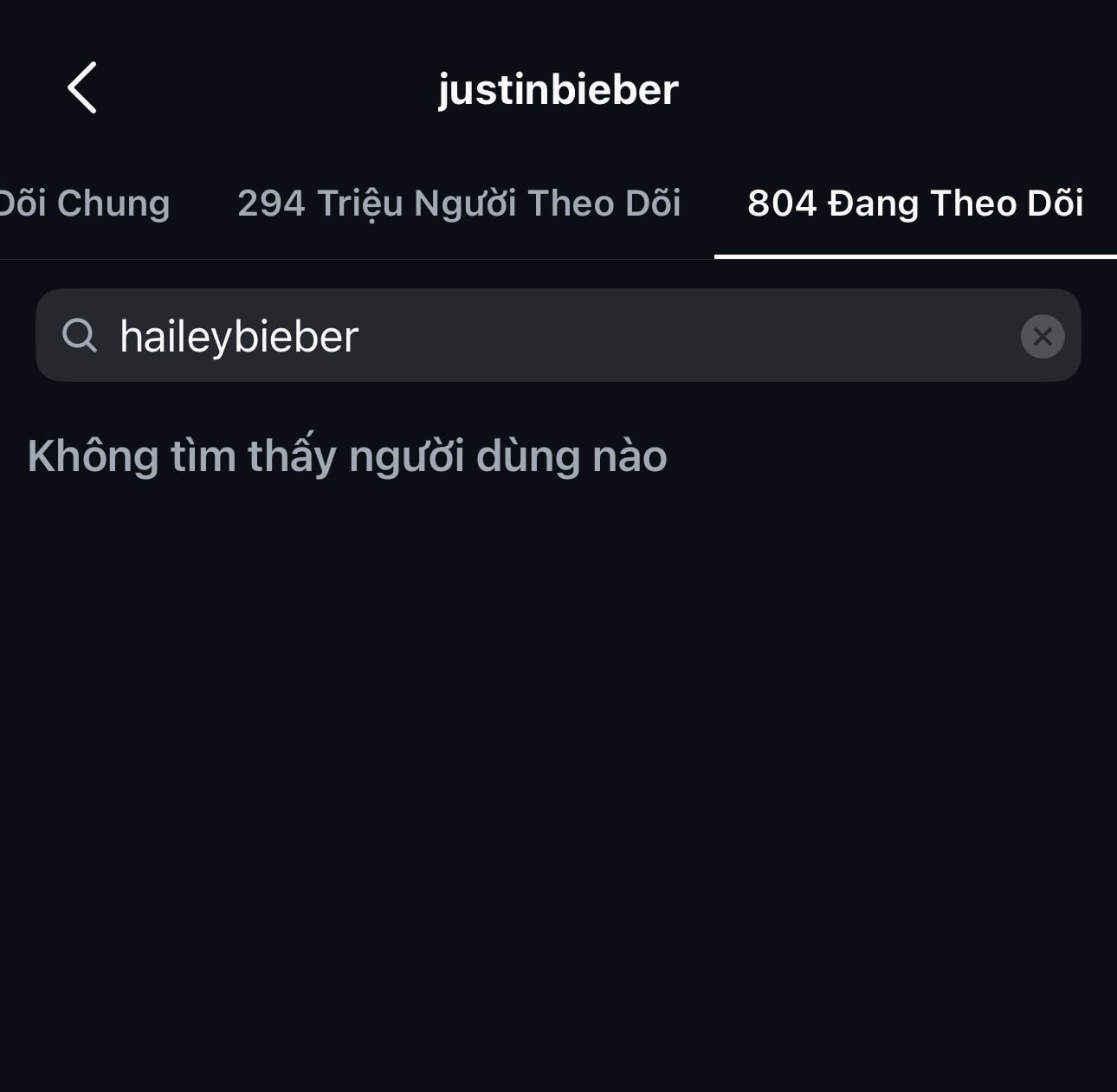 Bất ngờ chưa: Justin Bieber bị phát hiện &quot;unfollow&quot; bà xã trên mạng xã hội - Ảnh 1.