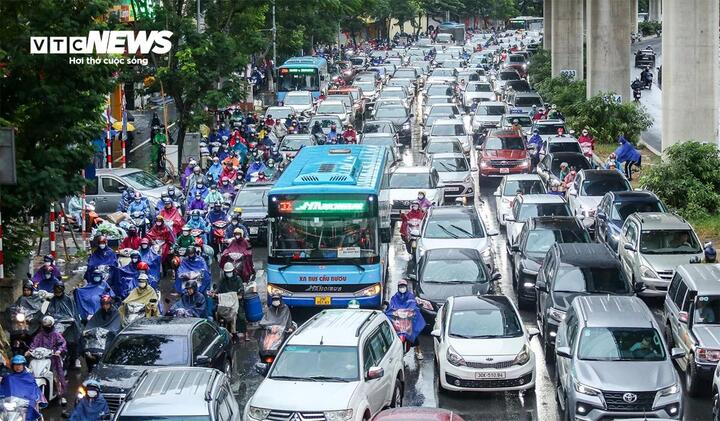 Miền Bắc chuyển mưa rét ngày cuối tuần và dự báo thời tiết cả nước 10 ngày tới - Ảnh 2.