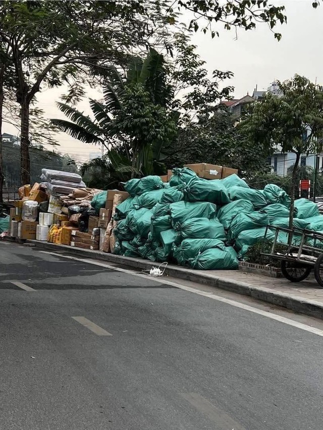 Nỗi lo lớn nhất ngày cuối năm: &quot;Sốt xình xịch&quot; vì đặt 14 đơn hàng 5 ngày chưa thấy shipper gọi giao - Ảnh 3.