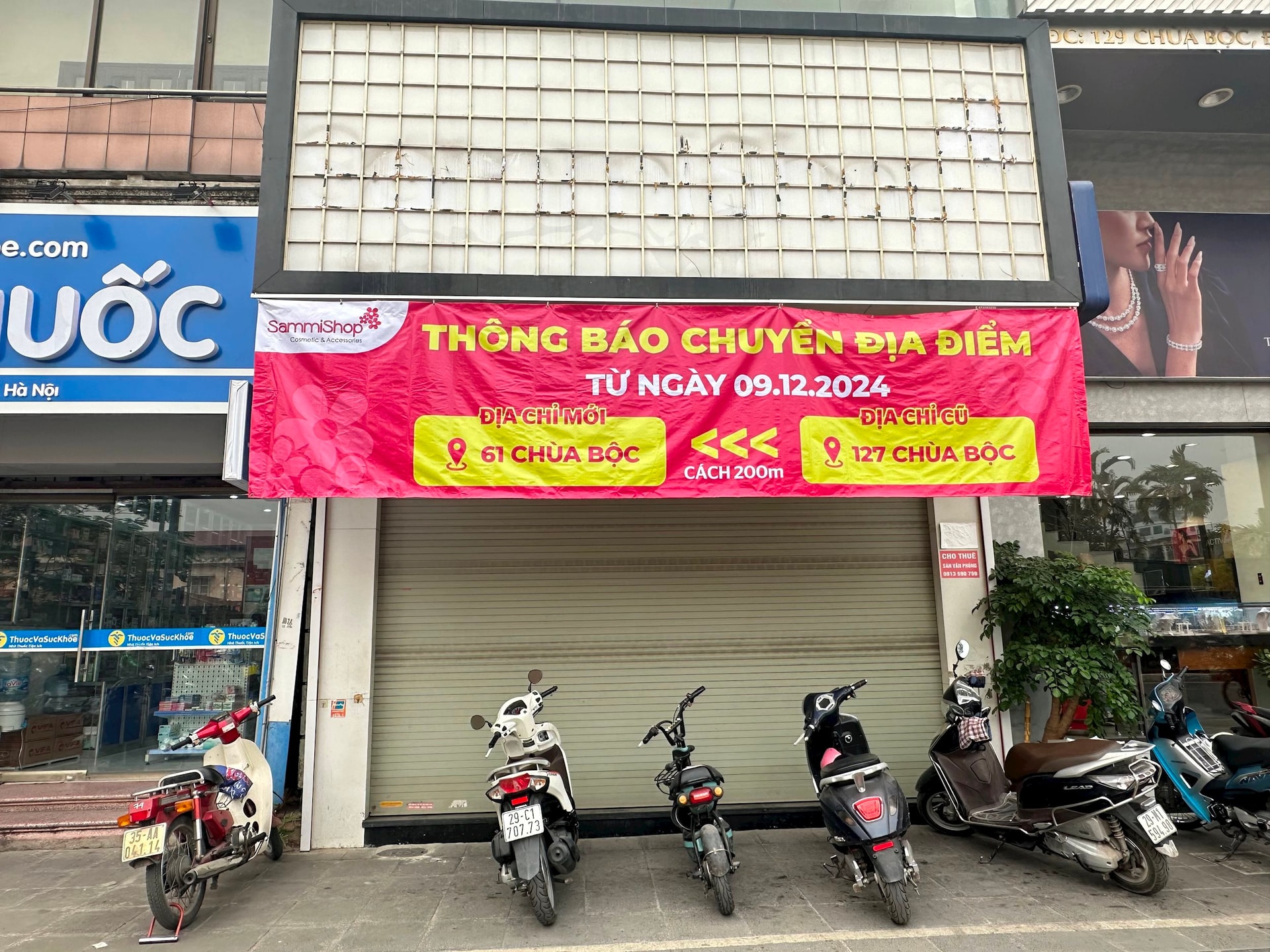 Loạt thương hiệu tại Hà Nội đóng cửa, trả mặt bằng: Phố Phạm Ngọc Thạch, Kim Mã… ‘chi chít’ bảng cho thuê - Ảnh 11.