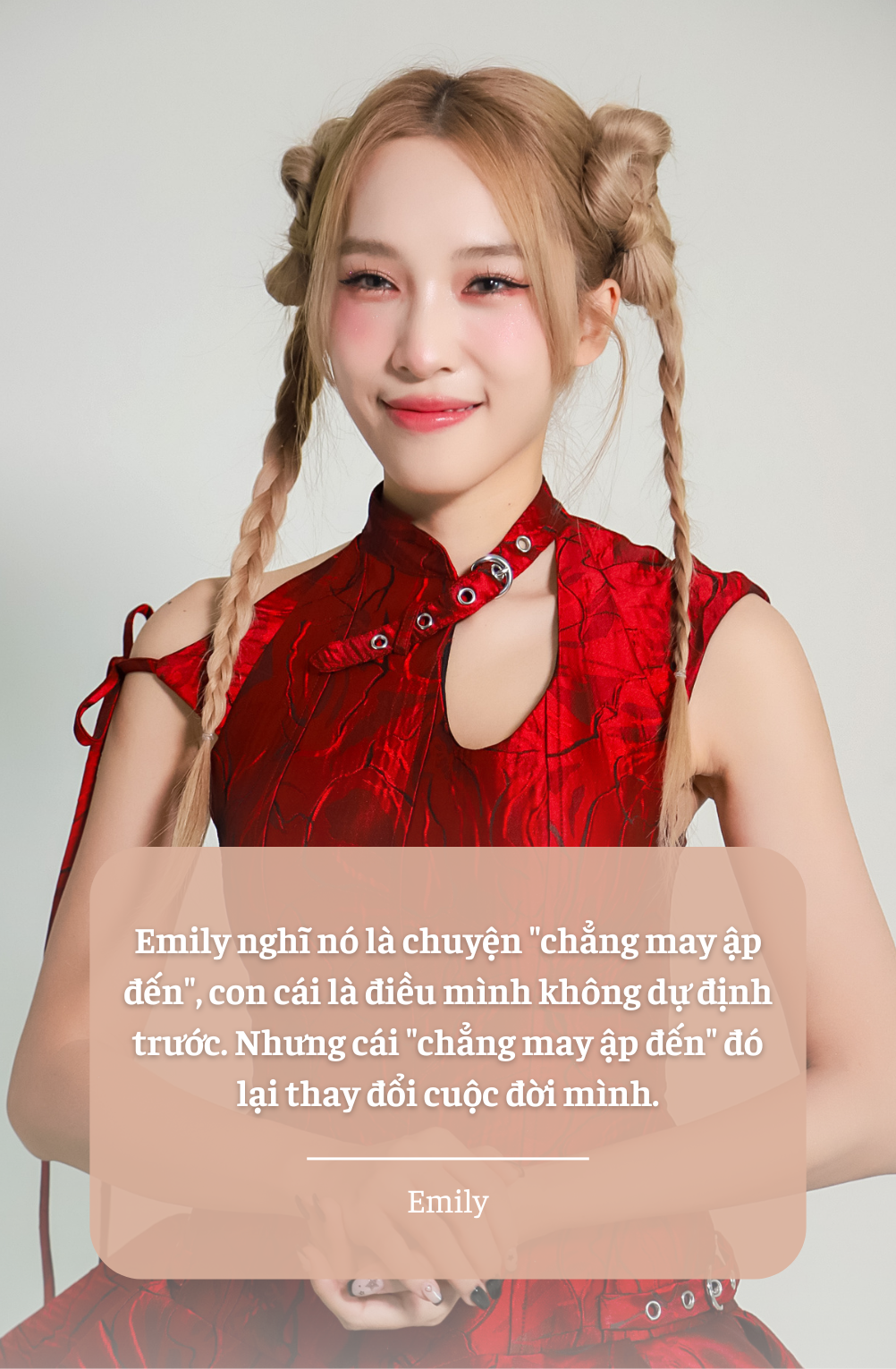 Mùng 2 Tết trò chuyện cùng mỹ nhân tuổi Tỵ Emily: Khi đã có con cái thì làm đám cưới rùm beng nó hơi… phiền!- Ảnh 2.