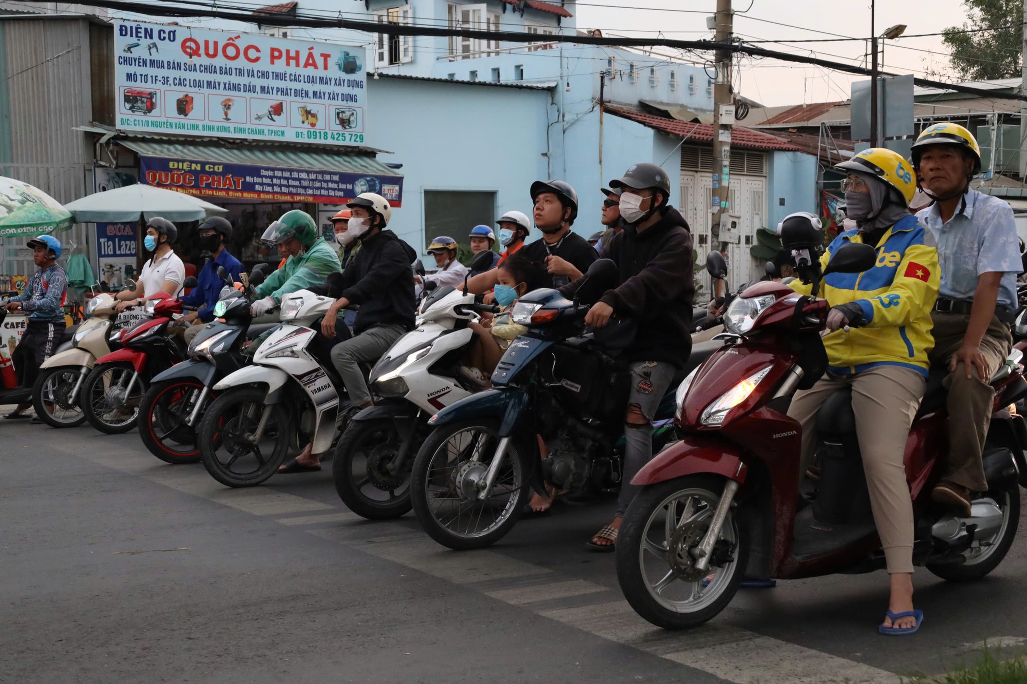 Tăng mức phạt giao thông: Nhiều người ở TP HCM “không tin vào mắt mình”- Ảnh 16.