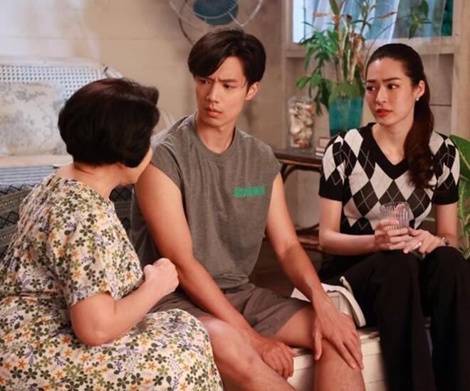 Sau buổi tiệc Tất niên, mẹ tôi bỗng tuyên bố sẽ để lại hết tài sản cho các con rồi đến viện dưỡng lão - Ảnh 1. Sau buổi tiệc Tất niên, mẹ tôi bỗng tuyên bố sẽ để lại hết tài sản cho các con rồi đến viện dưỡng lão - Ảnh 1.