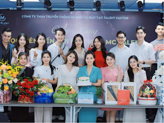 MC Kỳ Duyên: Nghề MC đòi hỏi sự tự tin, linh hoạt và khả năng giao tiếp xuất sắc - Ảnh 2. MC Kỳ Duyên: Nghề MC đòi hỏi sự tự tin, linh hoạt và khả năng giao tiếp xuất sắc - Ảnh 2.