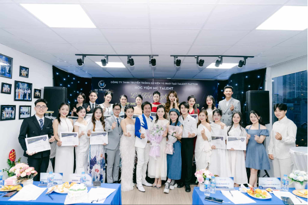 MC Kỳ Duyên: Nghề MC đòi hỏi sự tự tin, linh hoạt và khả năng giao tiếp xuất sắc - Ảnh 5. MC Kỳ Duyên: Nghề MC đòi hỏi sự tự tin, linh hoạt và khả năng giao tiếp xuất sắc - Ảnh 5.