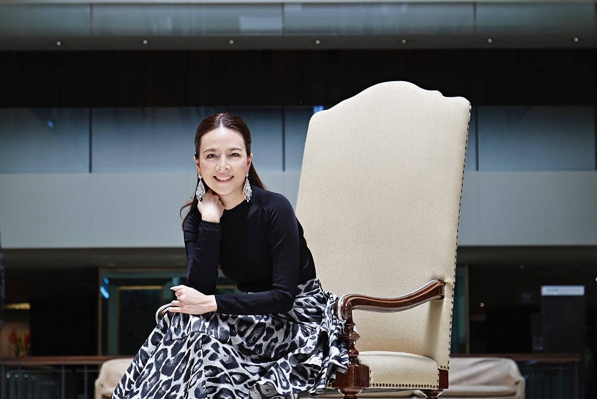 Tổ chức tiệc tất niên tại dinh thự 2.000m2, nữ tài phiệt Madam Pang:  - Ảnh 2.