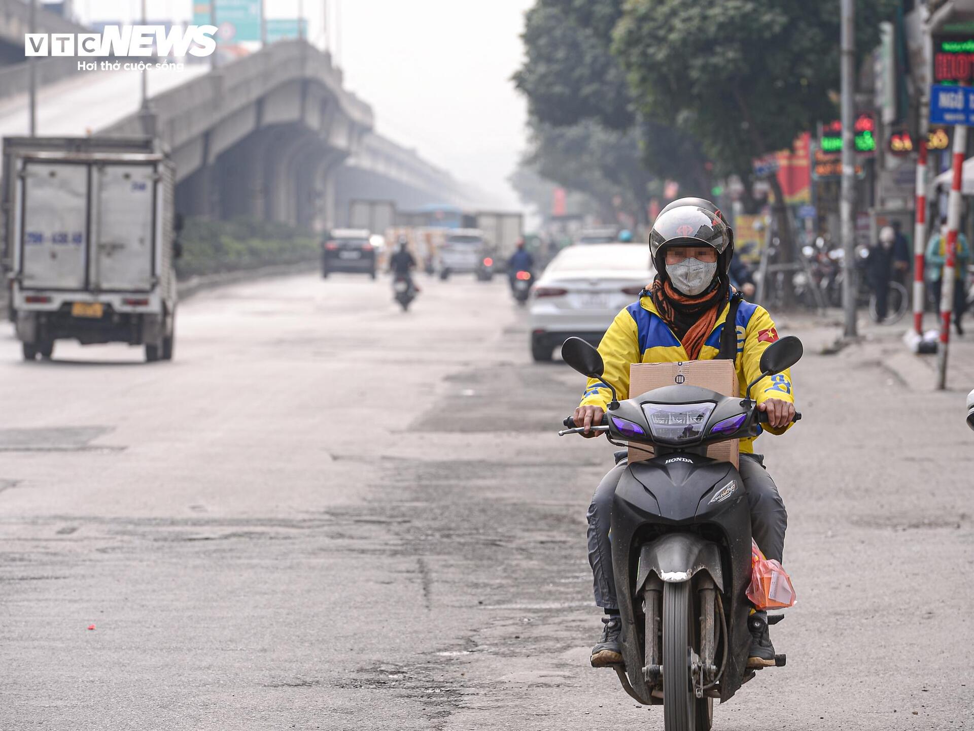 Phớt lờ mức phạt cao, nhiều tài xế công nghệ vẫn vô tư kẹp 3, phóng ngược chiều - Ảnh 9.