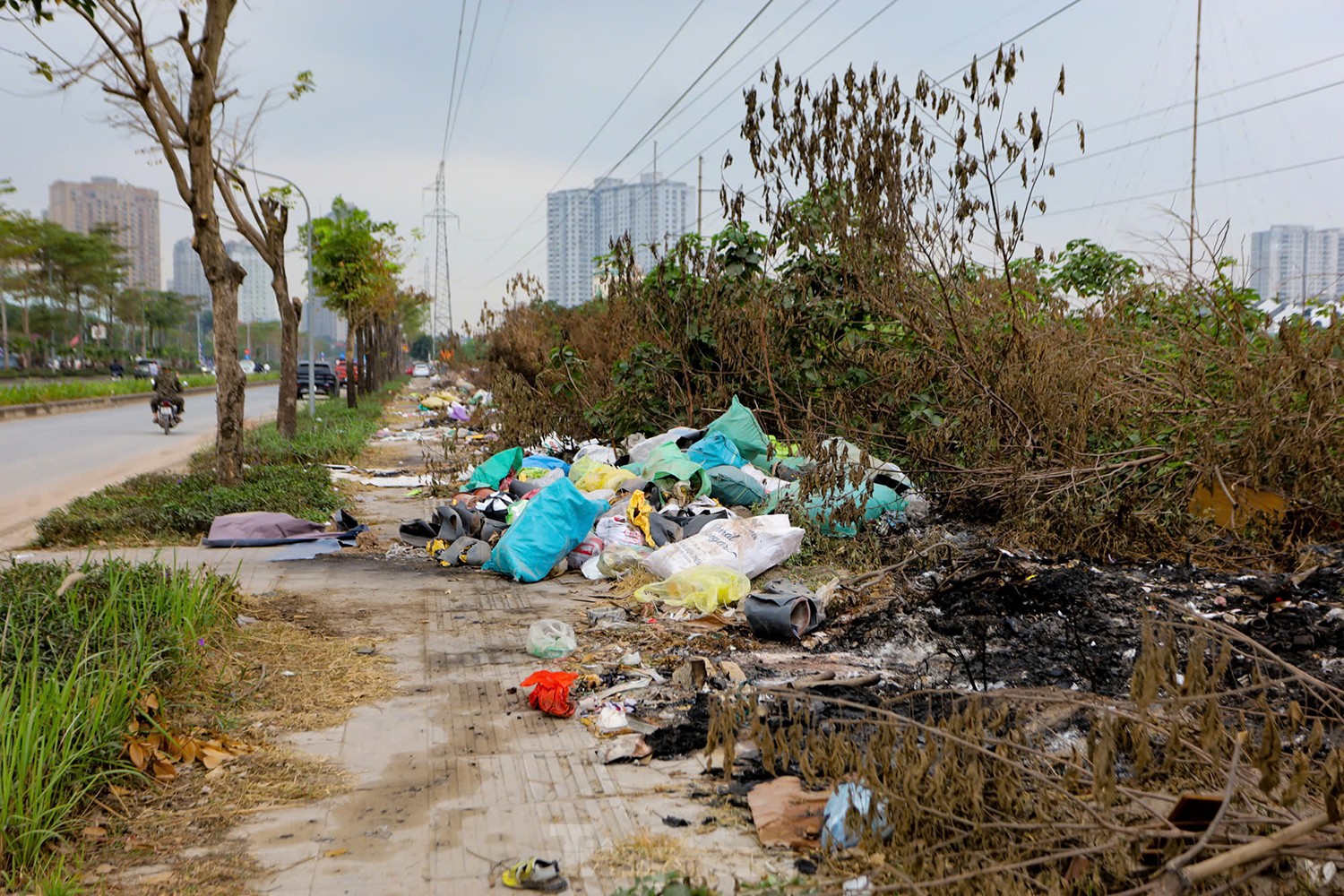 Hà Nội chỗ nào cũng bụi - Ảnh 20.