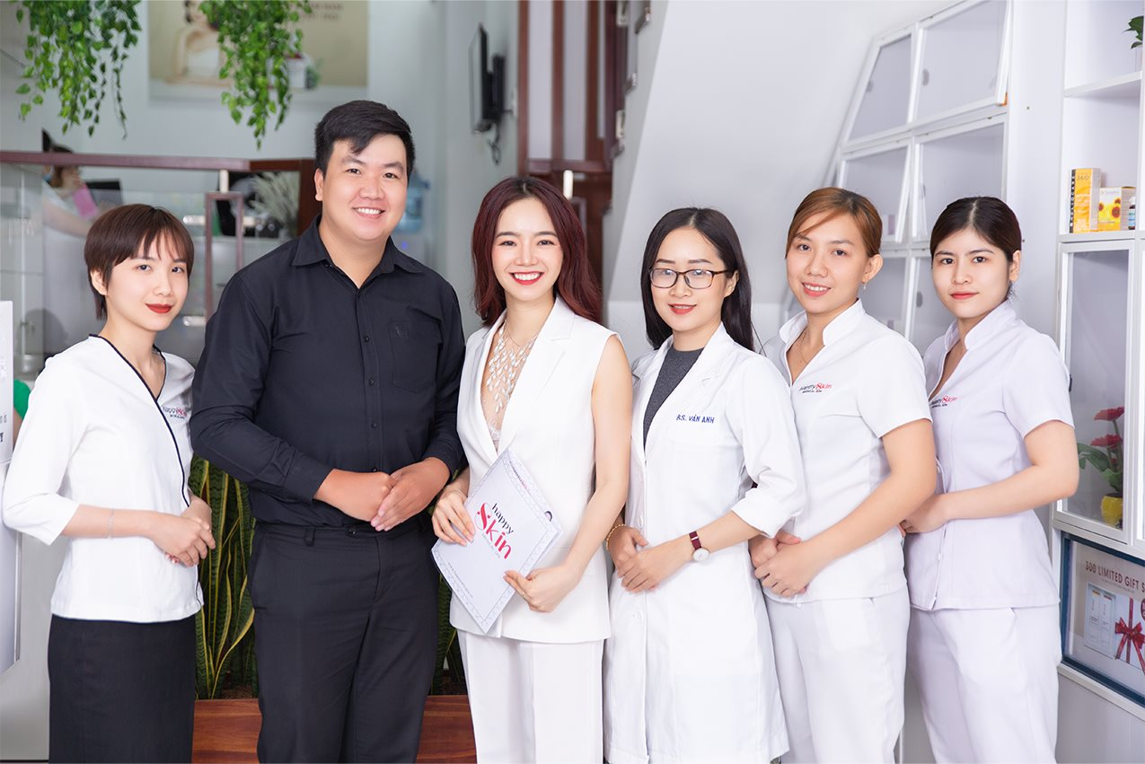 Từng phục vụ 10.000 khách hàng, chuỗi spa của CEO Emmi Hoàng vừa đóng nốt cửa hàng cuối cùng chỉ sau 6 năm hoạt động - Ảnh 2.