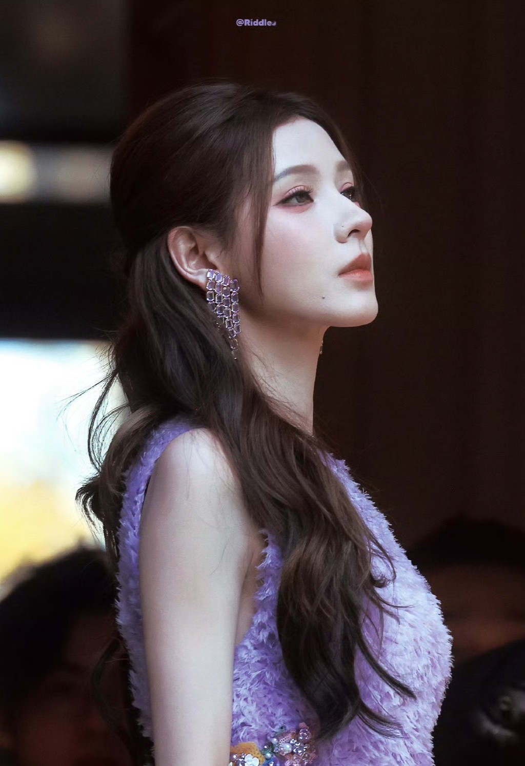 Cứ ra đường là mỹ nhân này gieo tương tư cho cả thế giới: Visual sang hết chỗ nói, nữ chính tiểu thuyết thua vạn dặm - Ảnh 6.