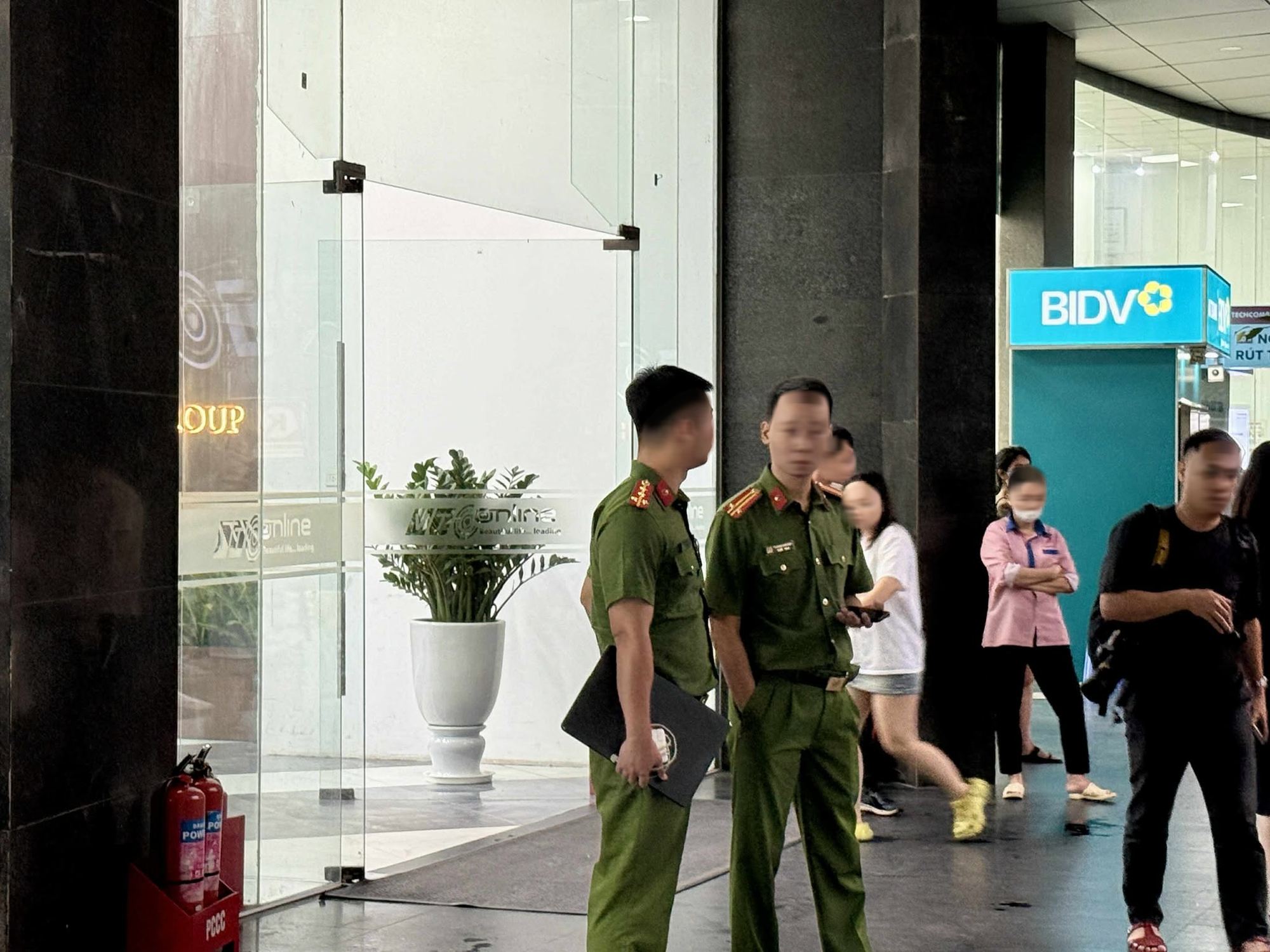 Động thái mới nhất về ông Nguyễn Hòa Bình (Shark Bình)- Ảnh 6. Động thái mới nhất về ông Nguyễn Hòa Bình (Shark Bình)- Ảnh 6.