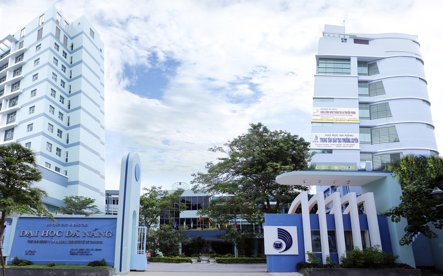 Một ngôi trường ở miền Trung lần đầu tiên lọt danh sách đại học tốt nhất thế giới: 8 khuôn viên và hàng chục tòa nhà KTX! - Ảnh 2.